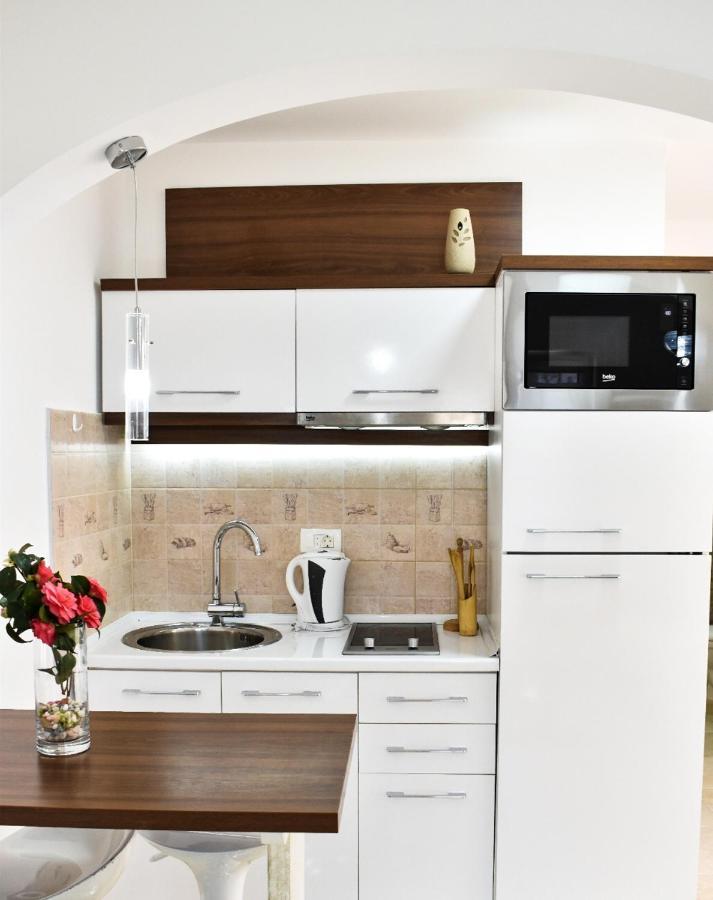 Paunovic Apartments Τίβατ Εξωτερικό φωτογραφία