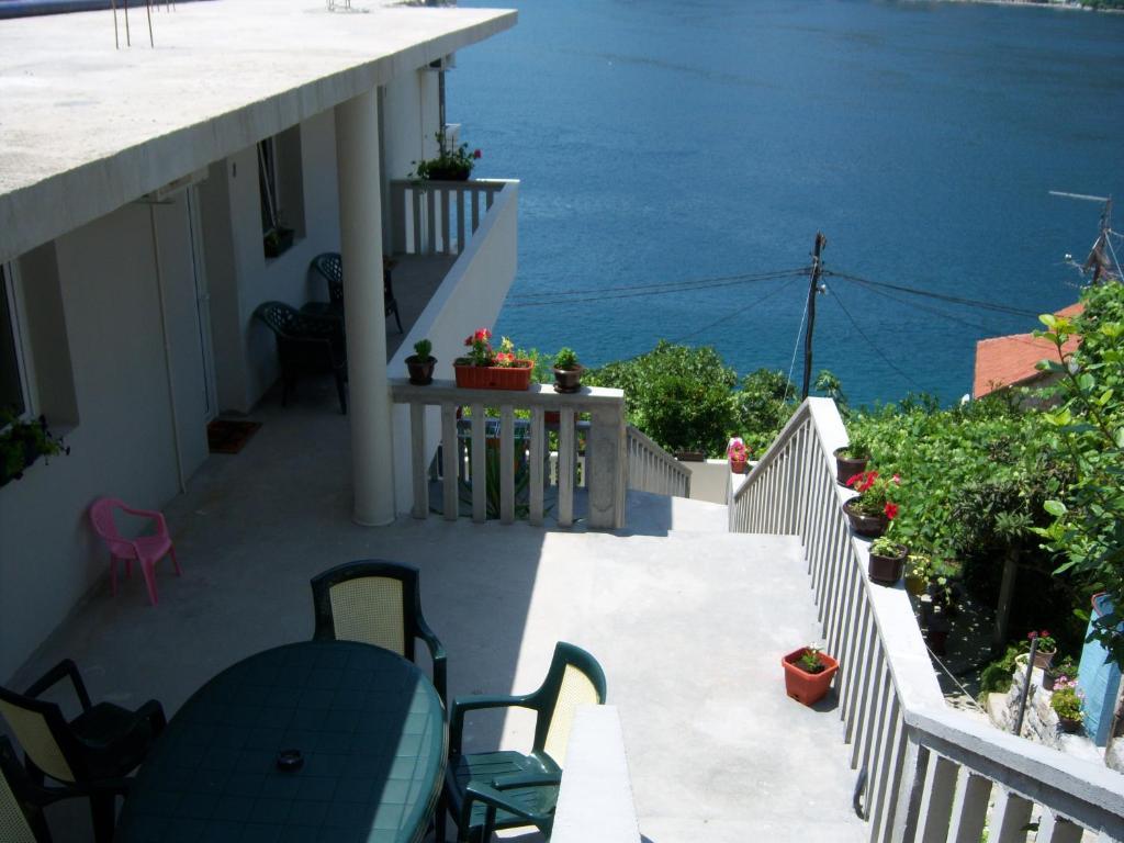 Paunovic Apartments Τίβατ Εξωτερικό φωτογραφία
