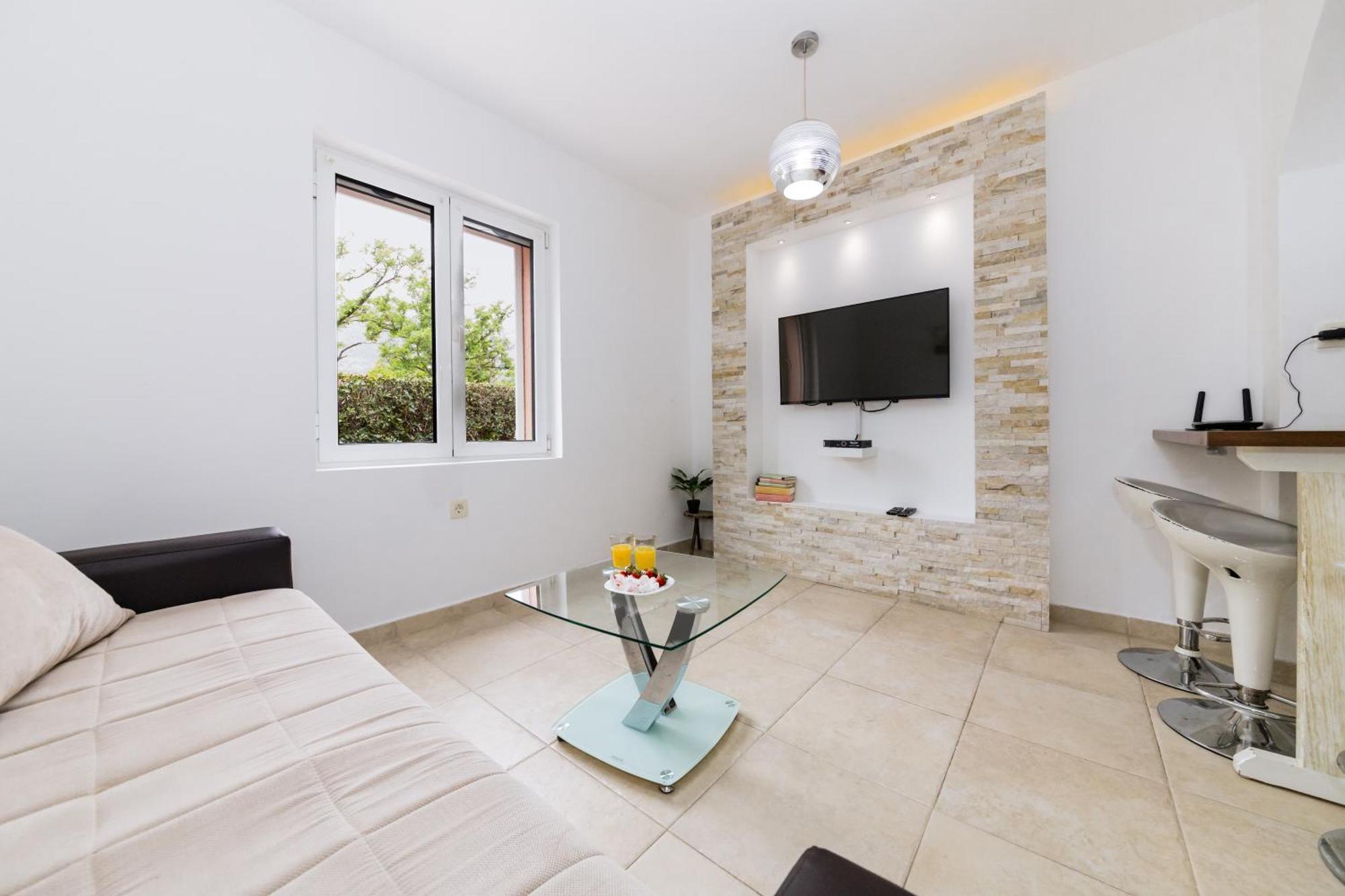 Paunovic Apartments Τίβατ Εξωτερικό φωτογραφία