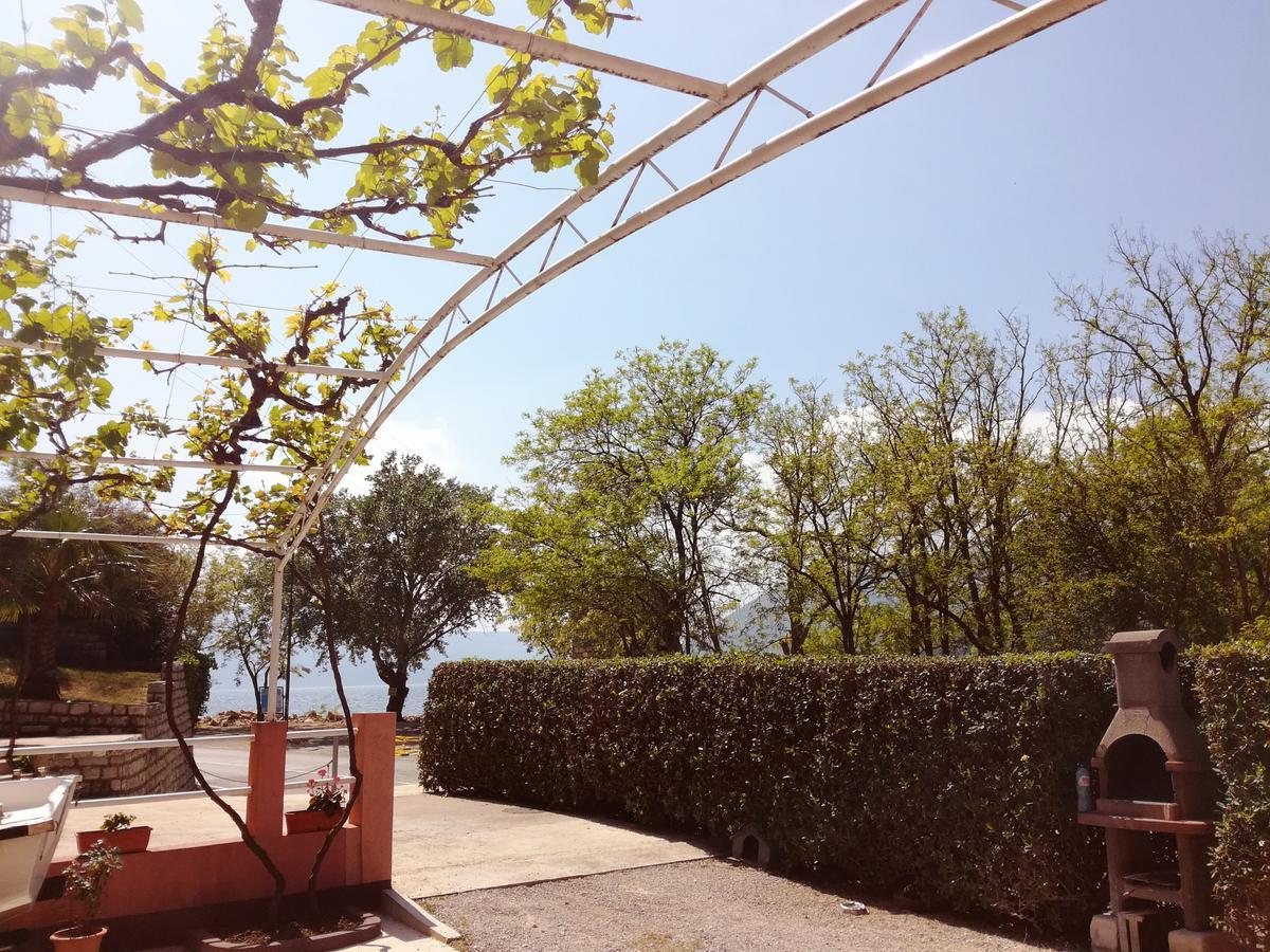 Paunovic Apartments Τίβατ Εξωτερικό φωτογραφία