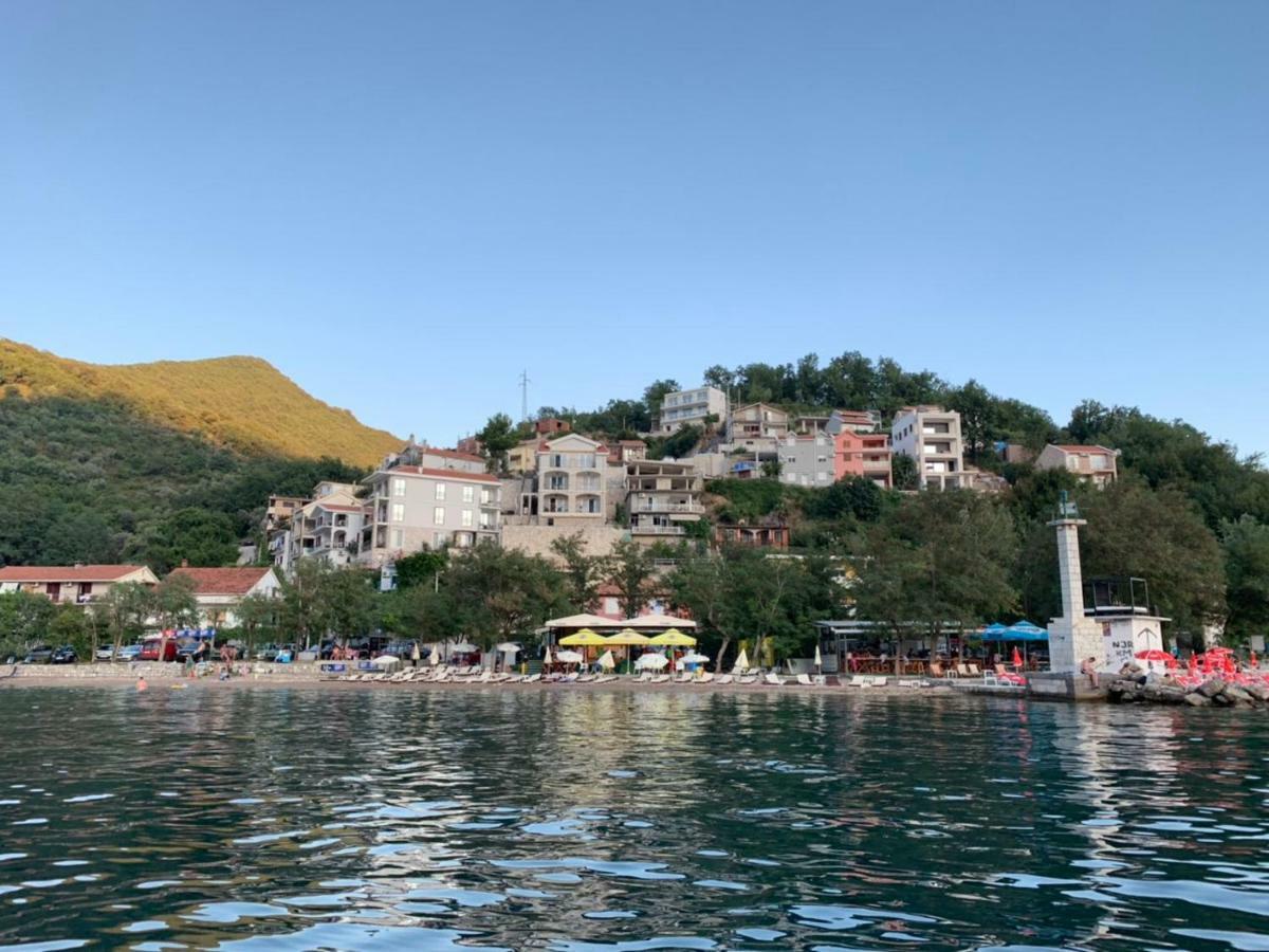 Paunovic Apartments Τίβατ Εξωτερικό φωτογραφία